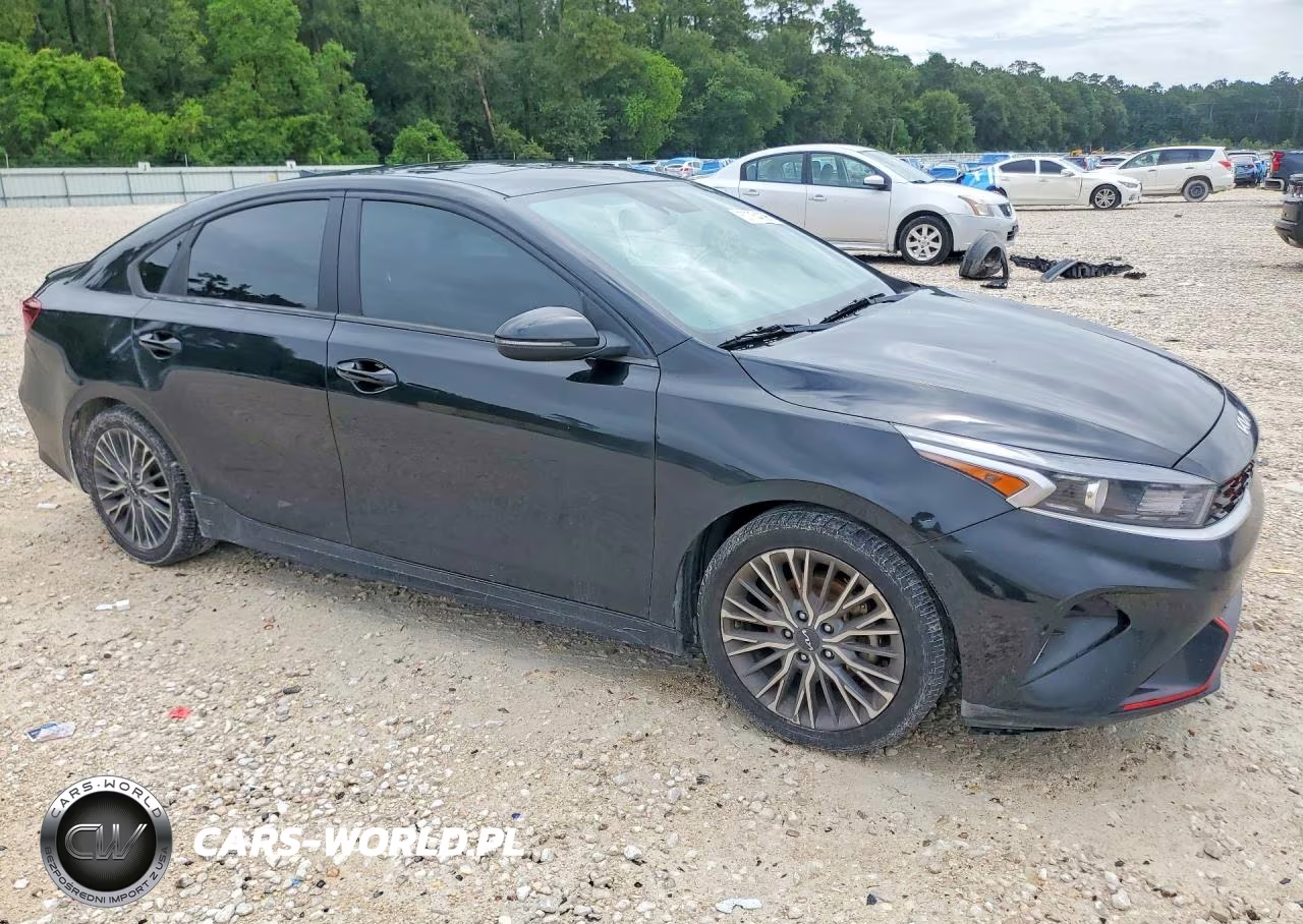 2023 Kia Forte Gt Line VIN:3KPF54AD9PE621419 - 4
