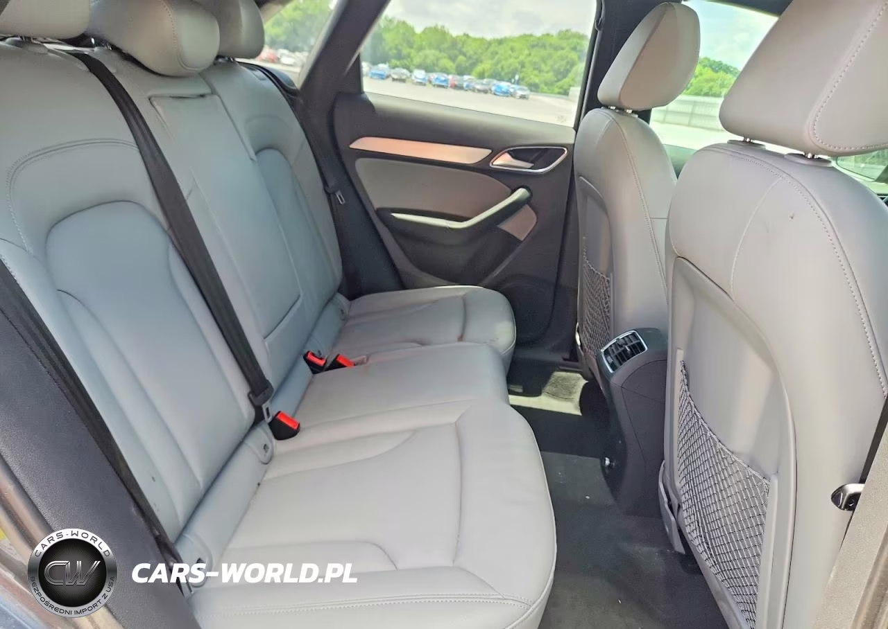 2018 Audi Q3 Premium-Sport Premium VIN:WA1ECCFSXJR028564 - 11