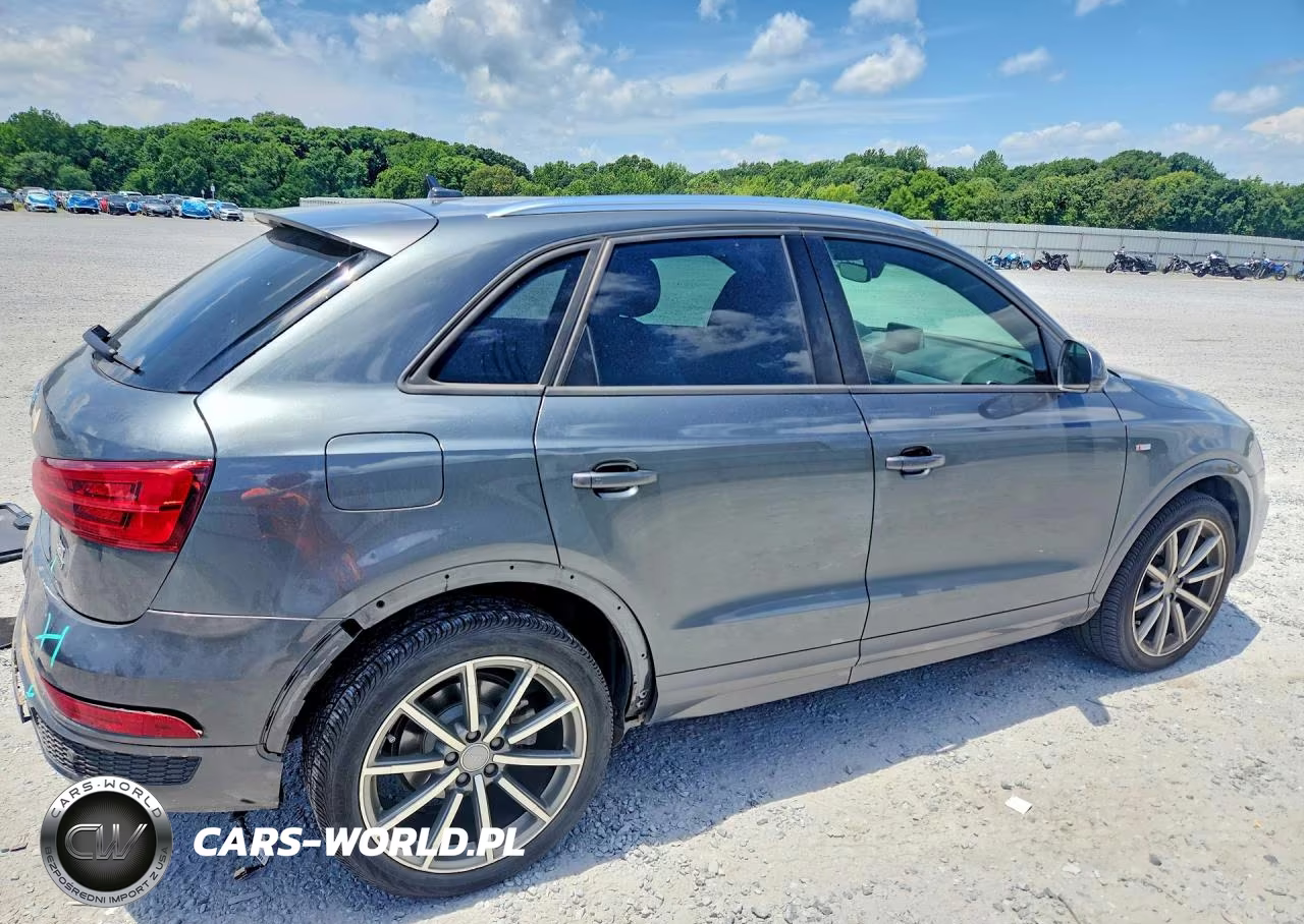 2018 Audi Q3 Premium-Sport Premium VIN:WA1ECCFSXJR028564 - 3