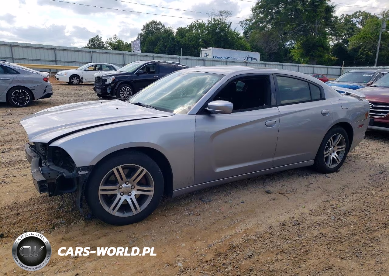 2014 Dodge Charger R – zdjęcie 1 z 12