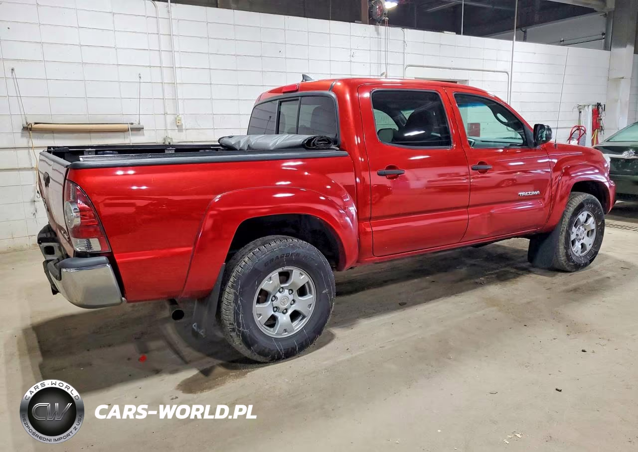 2014 Toyota Tacoma Double Cab VIN:3TMLU4EN4EM143339 - 3