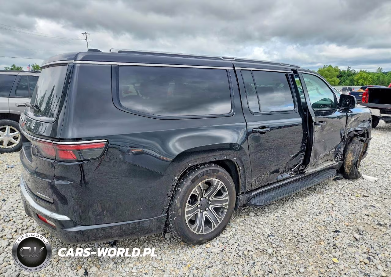 2023 Jeep Wagoneer L Series Ii 4X4 VIN:1C4SJSBP9PS568354 - 3