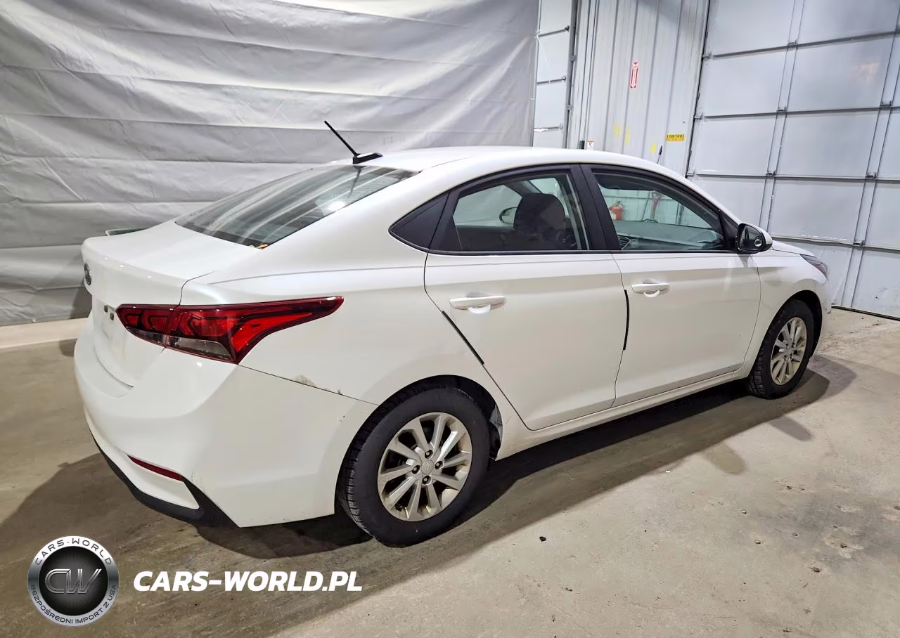 2018 Hyundai Accent Sel VIN:3KPC24A34JE022115 - 3