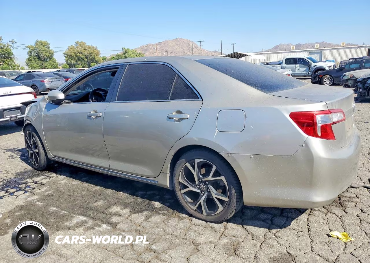 2014 Toyota Camry Le VIN:4T4BF1FK1ER425427 - 2