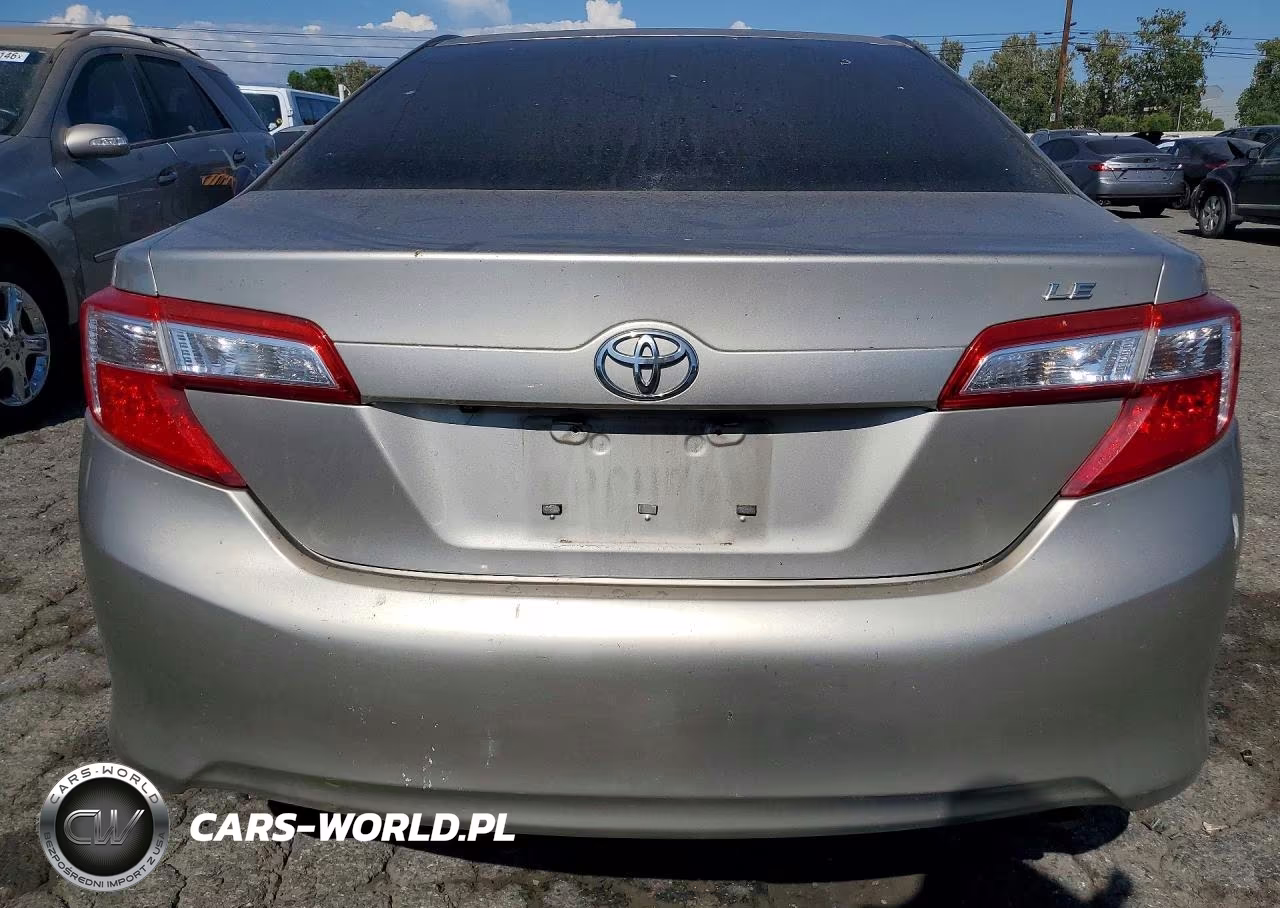 2014 Toyota Camry Le VIN:4T4BF1FK1ER425427 - 6