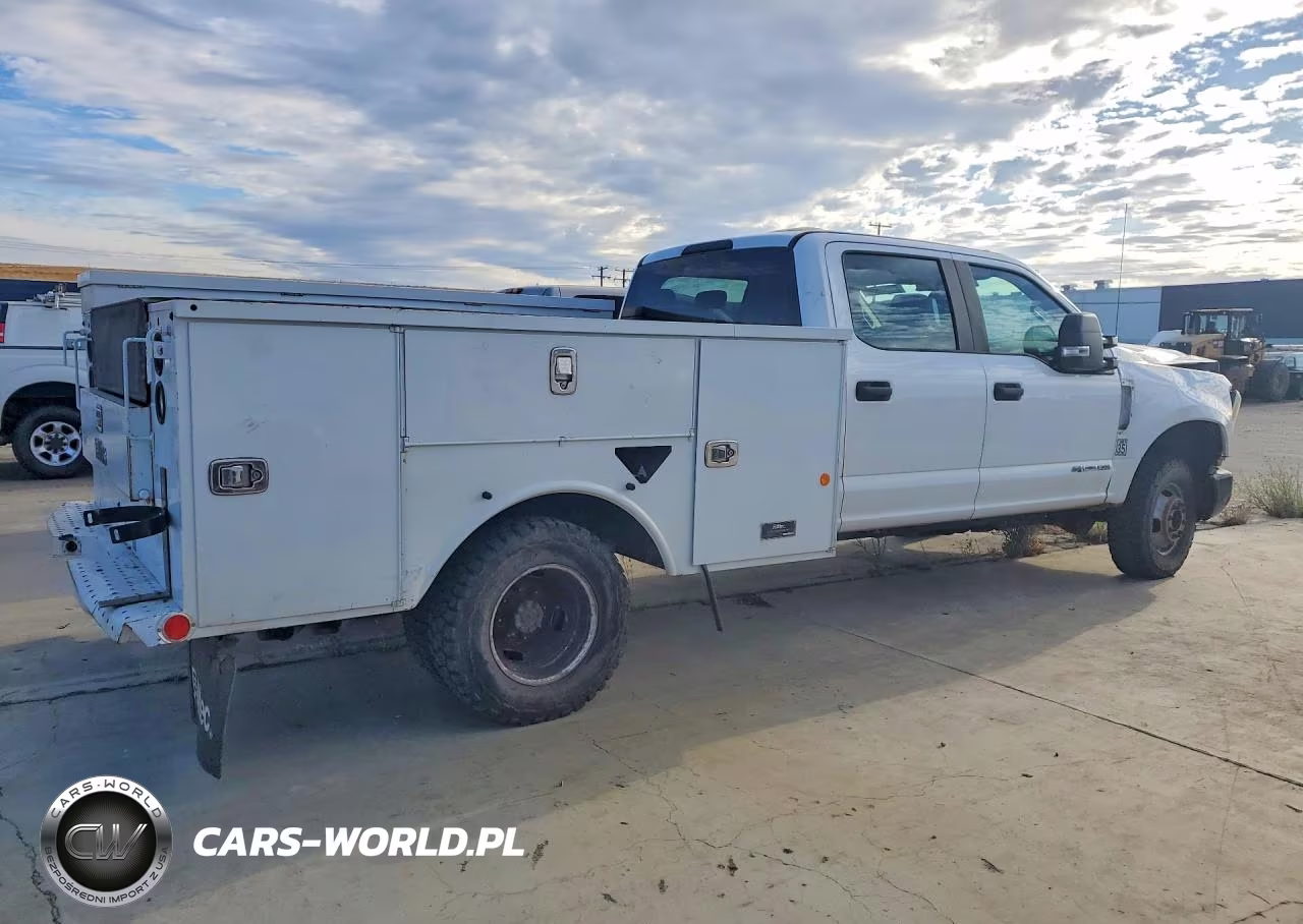 2017 Ford F350 Super Duty VIN:1FD8W3HT2HEC48116 - 3