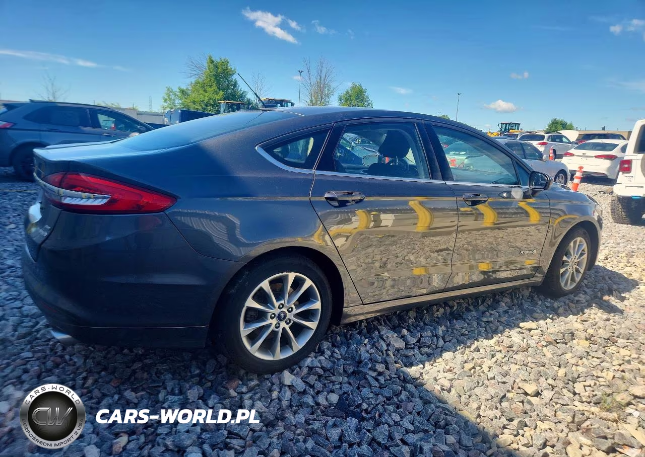 2017 Ford Fusion Se Hybrid VIN:3FA6P0LU7HR325539 - 3