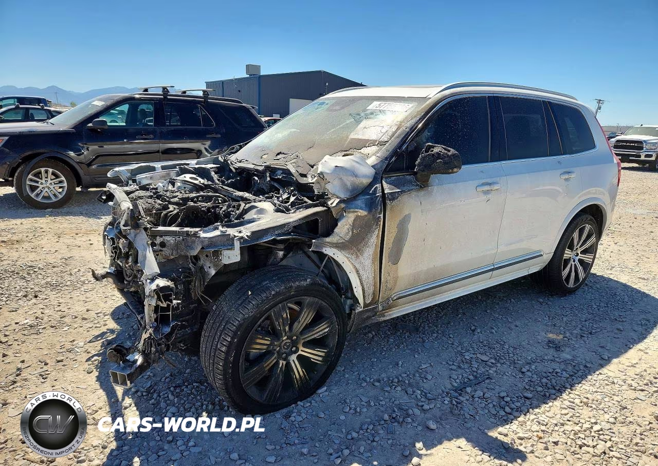 2024 Volvo Xc90 B5 Plus Bright Theme – zdjęcie 1 z 12