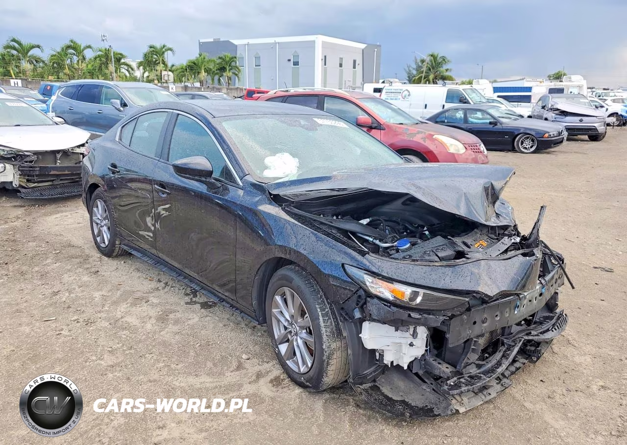2021 Mazda 3 VIN:3MZBPAAL4MM204562 - 4