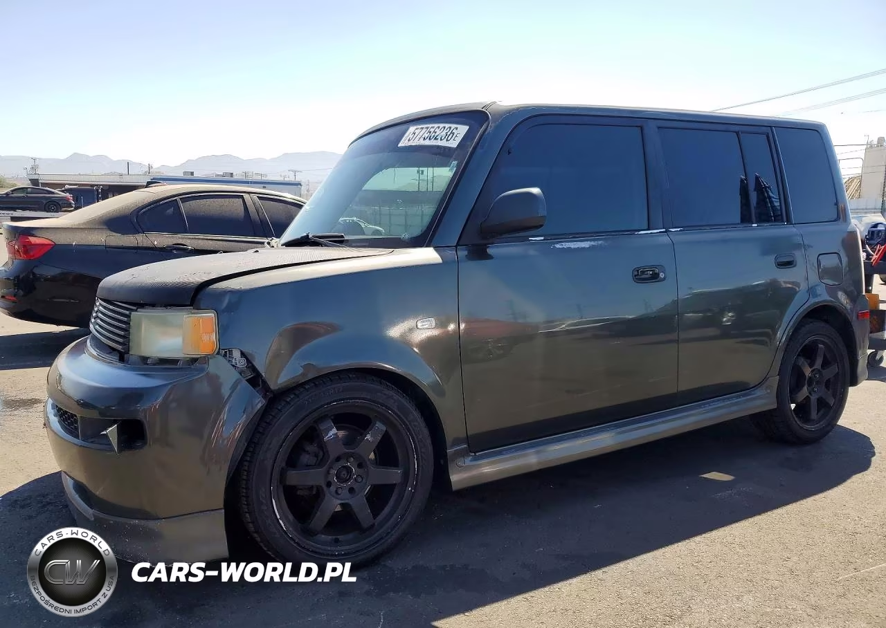2005 Toyota Scion Xb