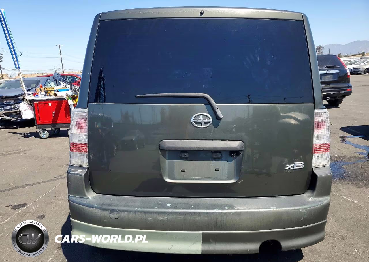 2005 Toyota Scion Xb VIN:JTLKT324X54028295 - 6