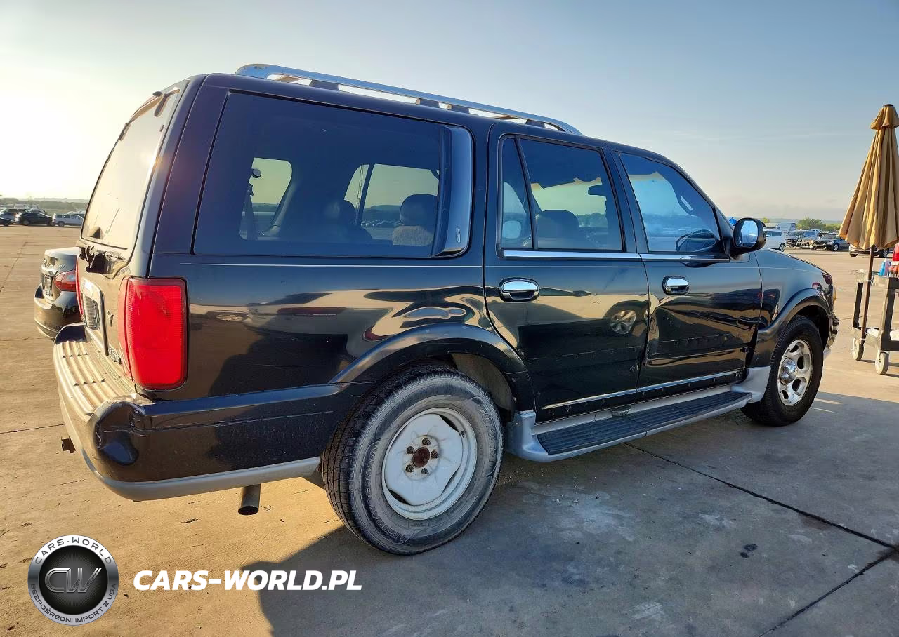 2002 Lincoln Navigator VIN:5LMEU27R72LJ06501 - 3