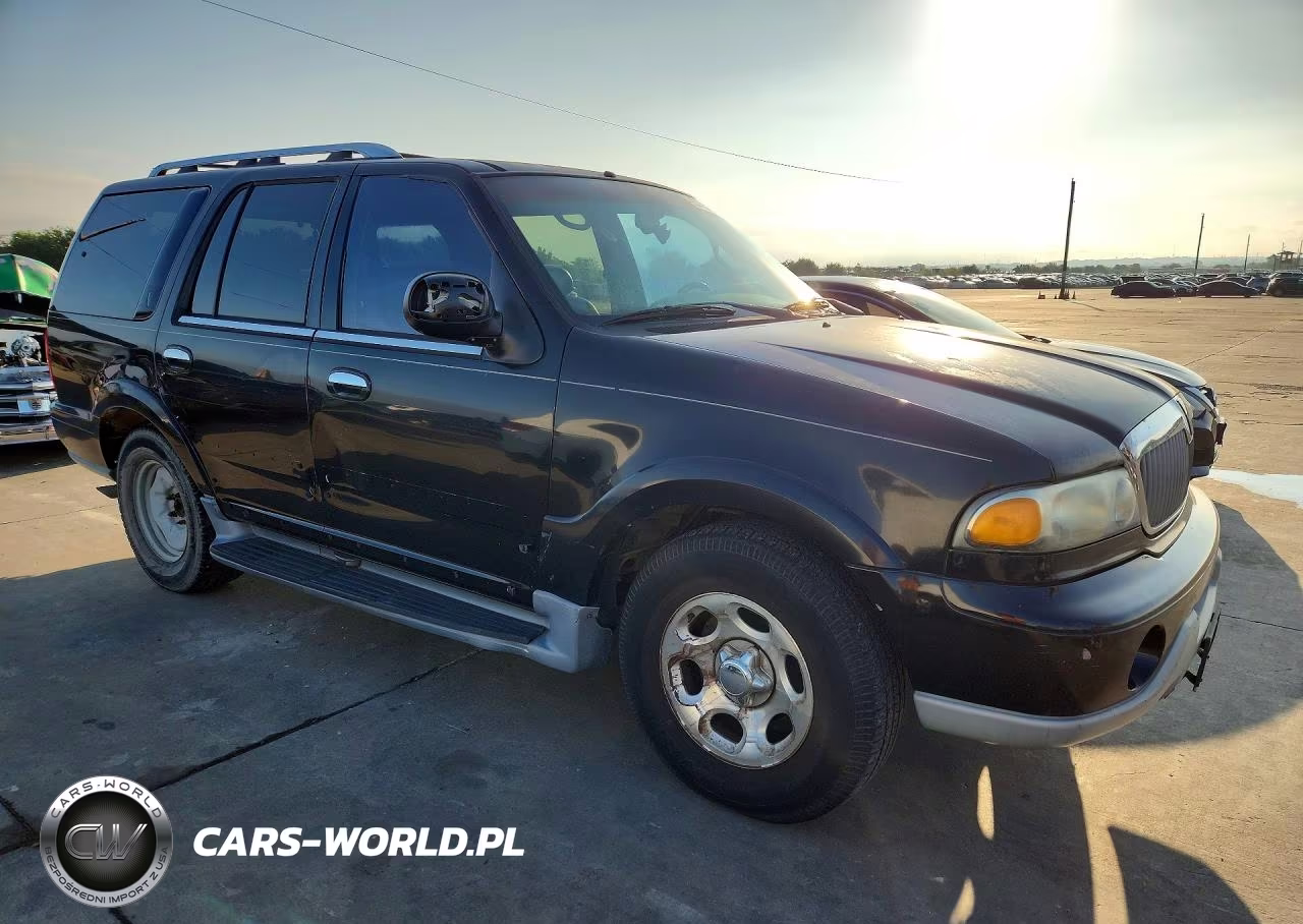 2002 Lincoln Navigator VIN:5LMEU27R72LJ06501 - 4