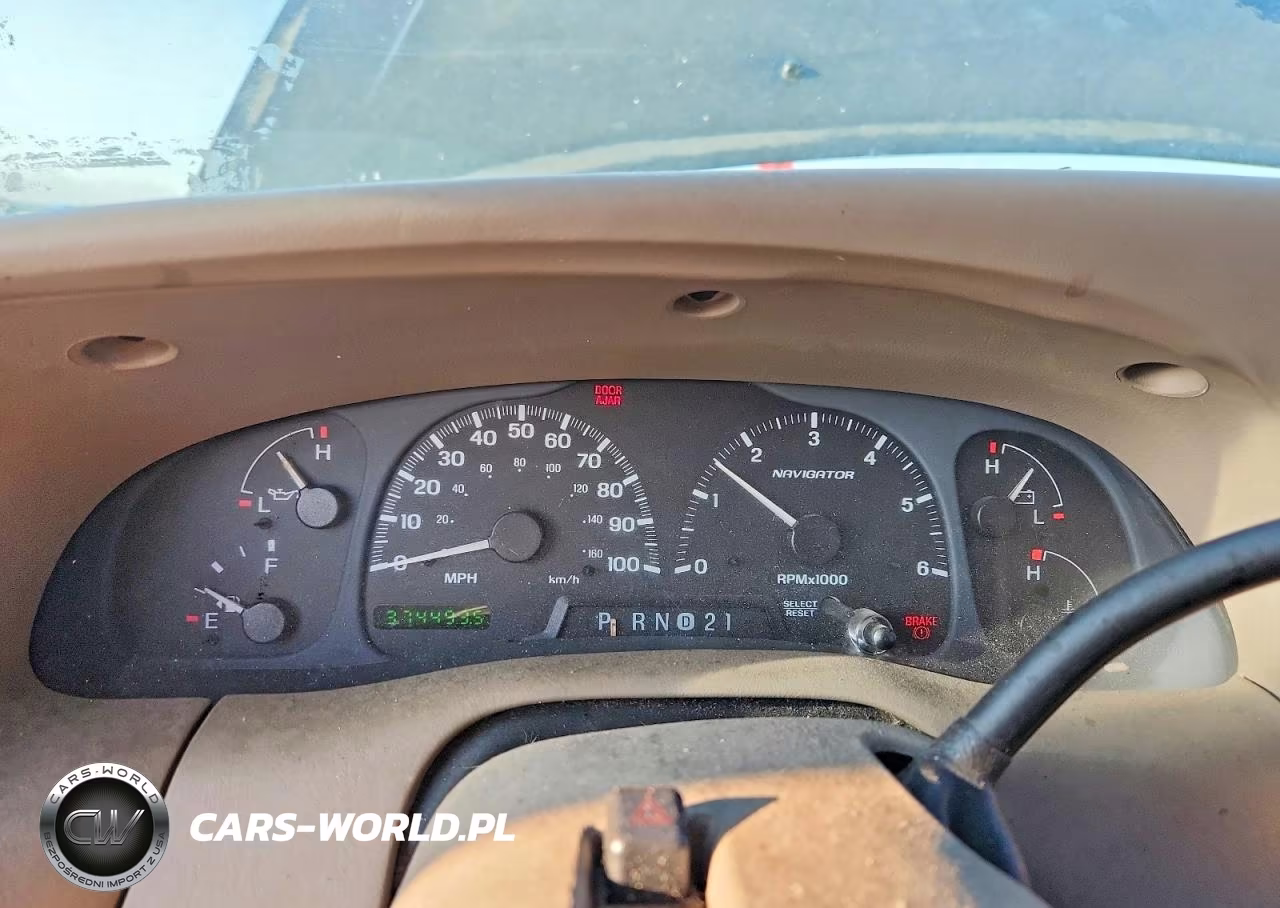 2002 Lincoln Navigator VIN:5LMEU27R72LJ06501 - 9