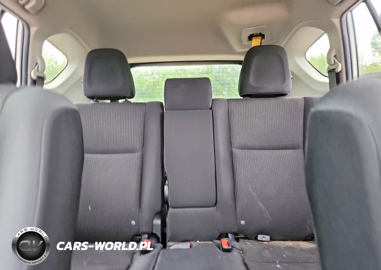 2018 Toyota Rav4 Le VIN:JTMZFREV2JJ724282 - 10