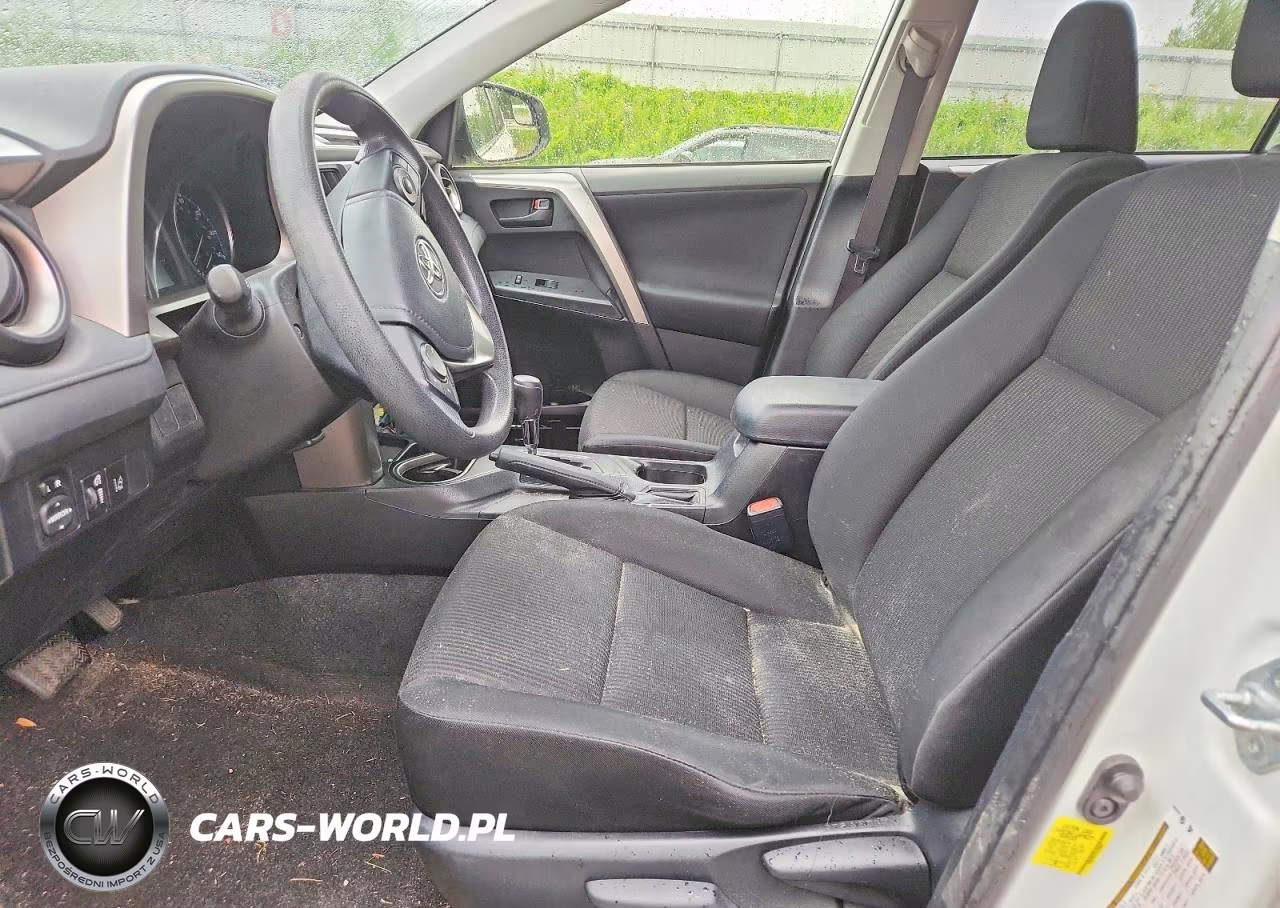 2018 Toyota Rav4 Le VIN:JTMZFREV2JJ724282 - 7