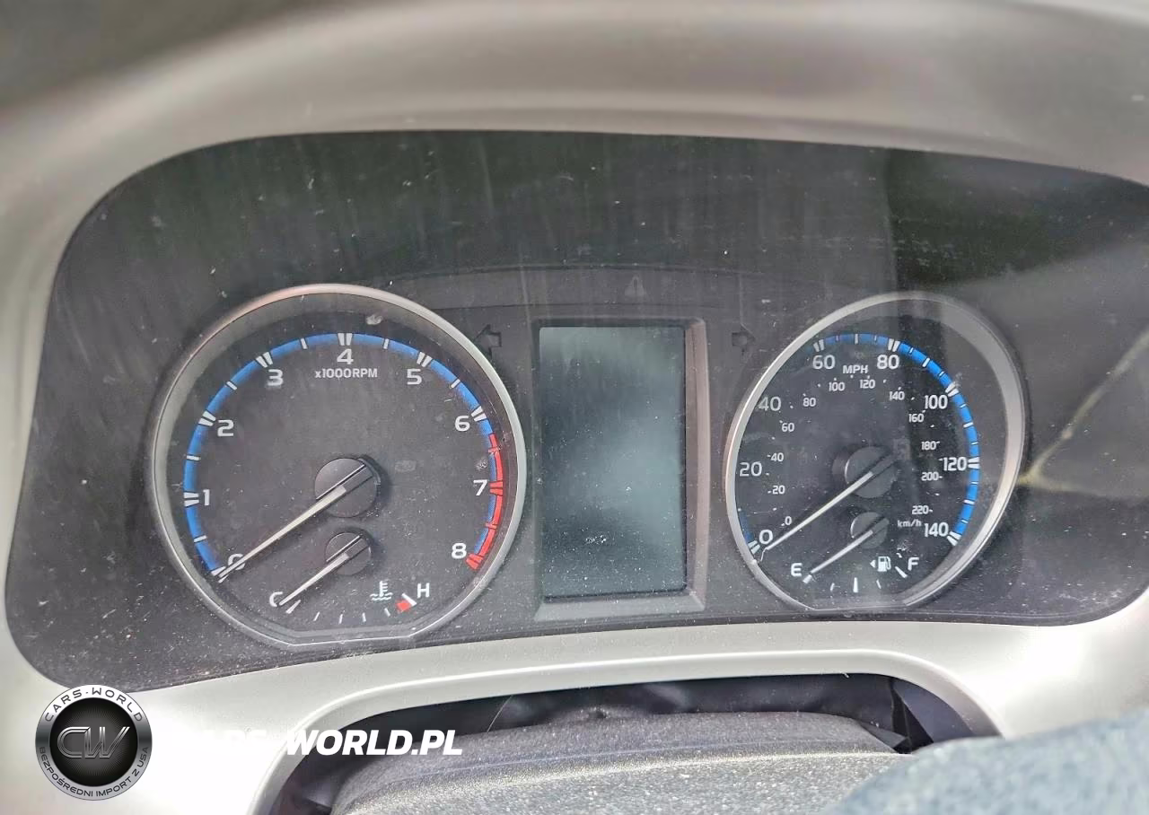 2018 Toyota Rav4 Le VIN:JTMZFREV2JJ724282 - 9