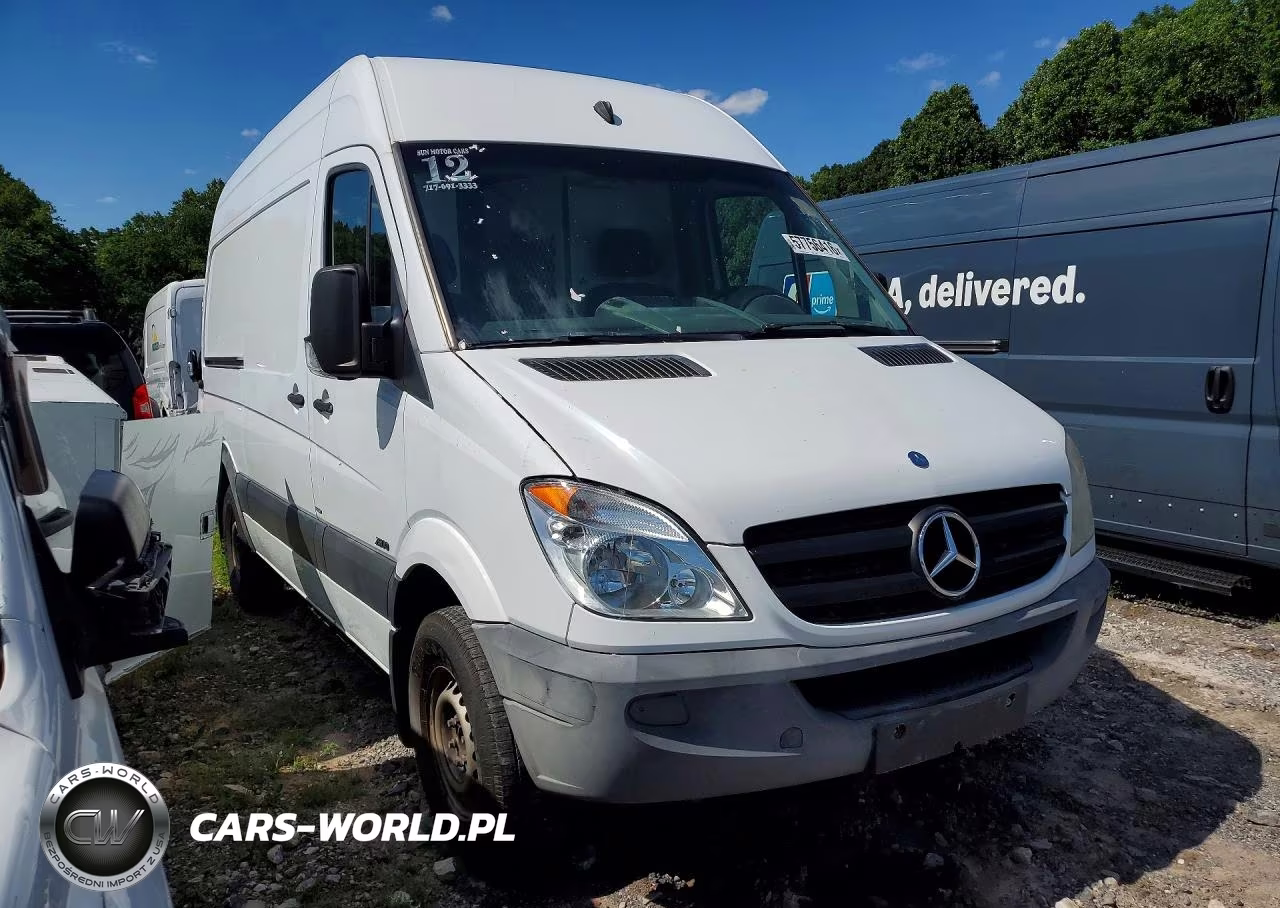 2012 Mercedes-Benz Sprinter 2500 VIN:WD3PE7CCXC5628048 - 4