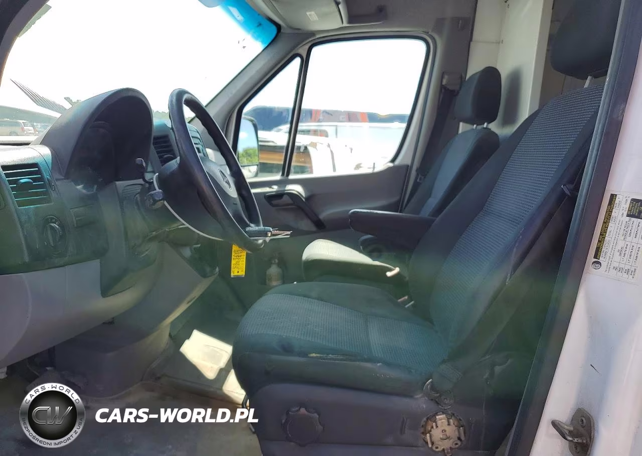 2012 Mercedes-Benz Sprinter 2500 VIN:WD3PE7CCXC5628048 - 7
