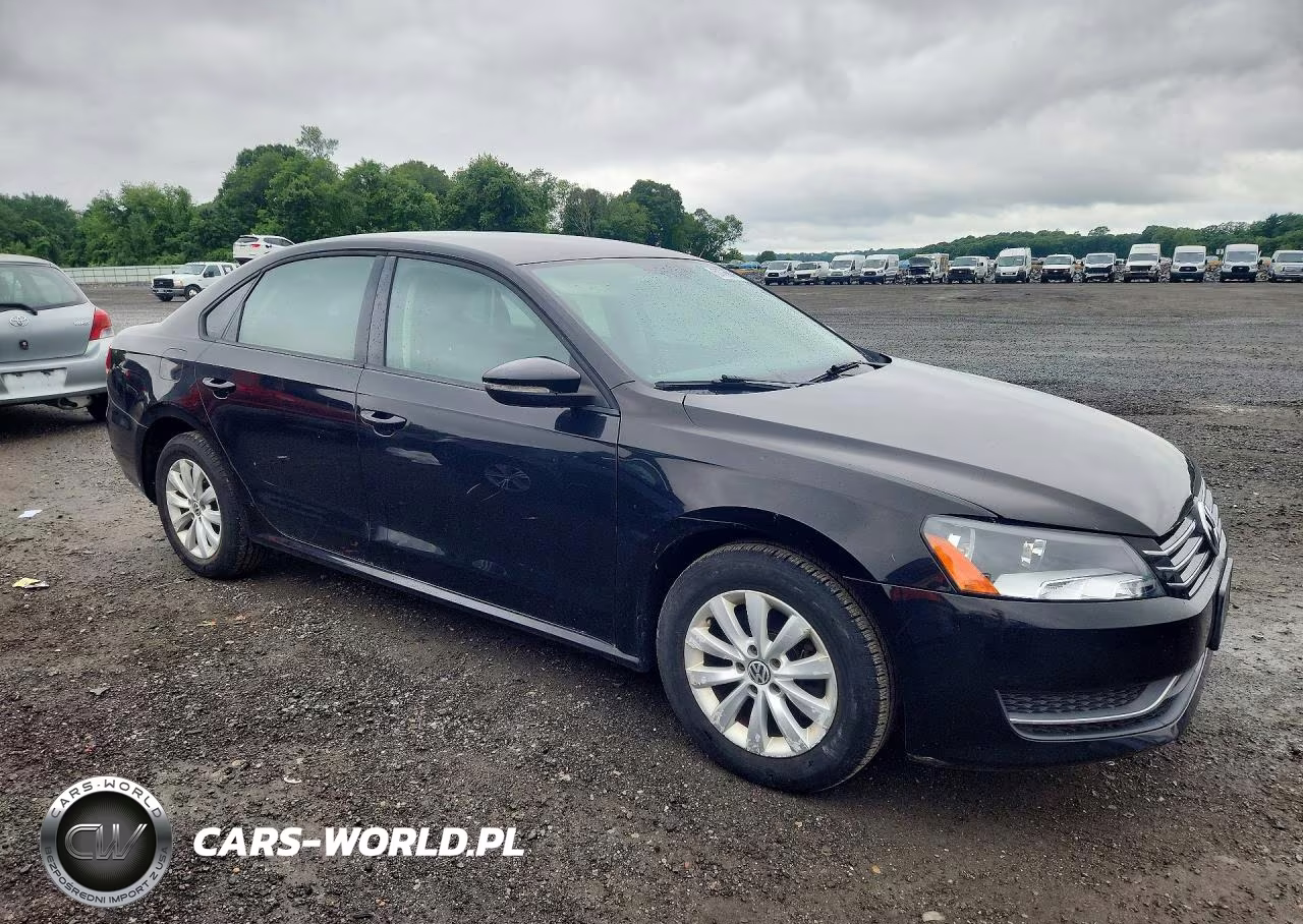 2012 Volkswagen Passat S VIN:1VWAP7A35CC005437 - 4