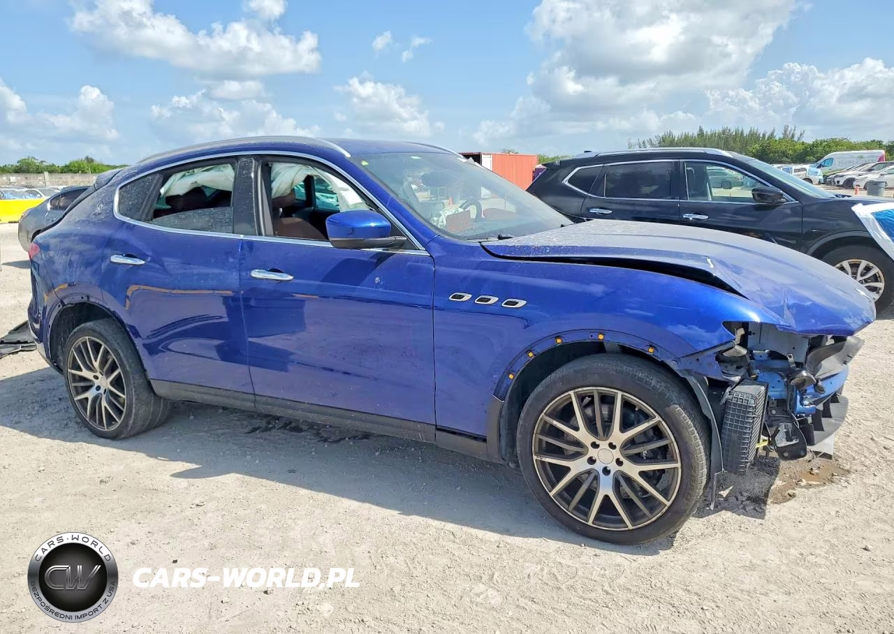 2017 Maserati Levante S VIN:ZN661YUA4HX237360 - 4
