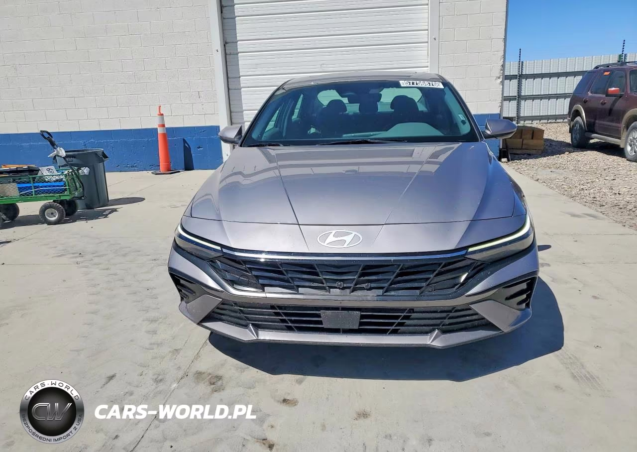 2025 Hyundai Elantra Sel VIN:KMHLS4DG8SU946442 - 5