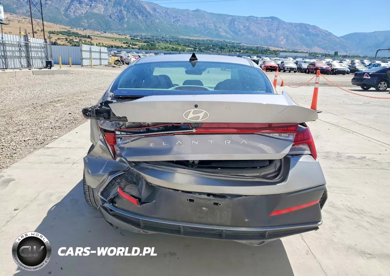 2025 Hyundai Elantra Sel VIN:KMHLS4DG8SU946442 - 6
