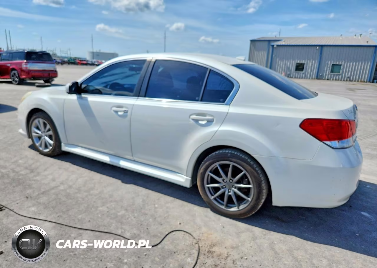 2014 Subaru Legacy 2.5I Premium VIN:4S3BMBC63E3023030 - 2