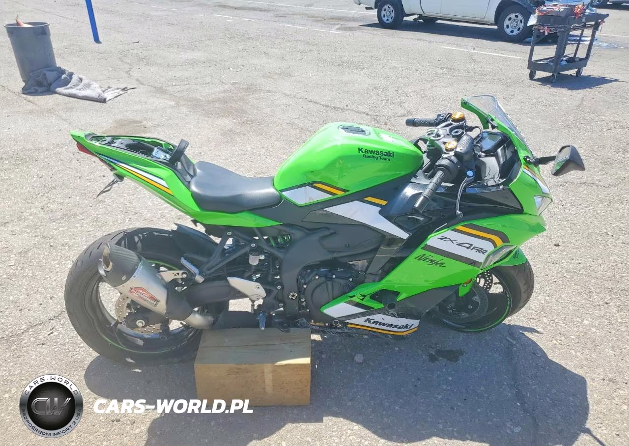 2025 Kawasaki Zx400 S