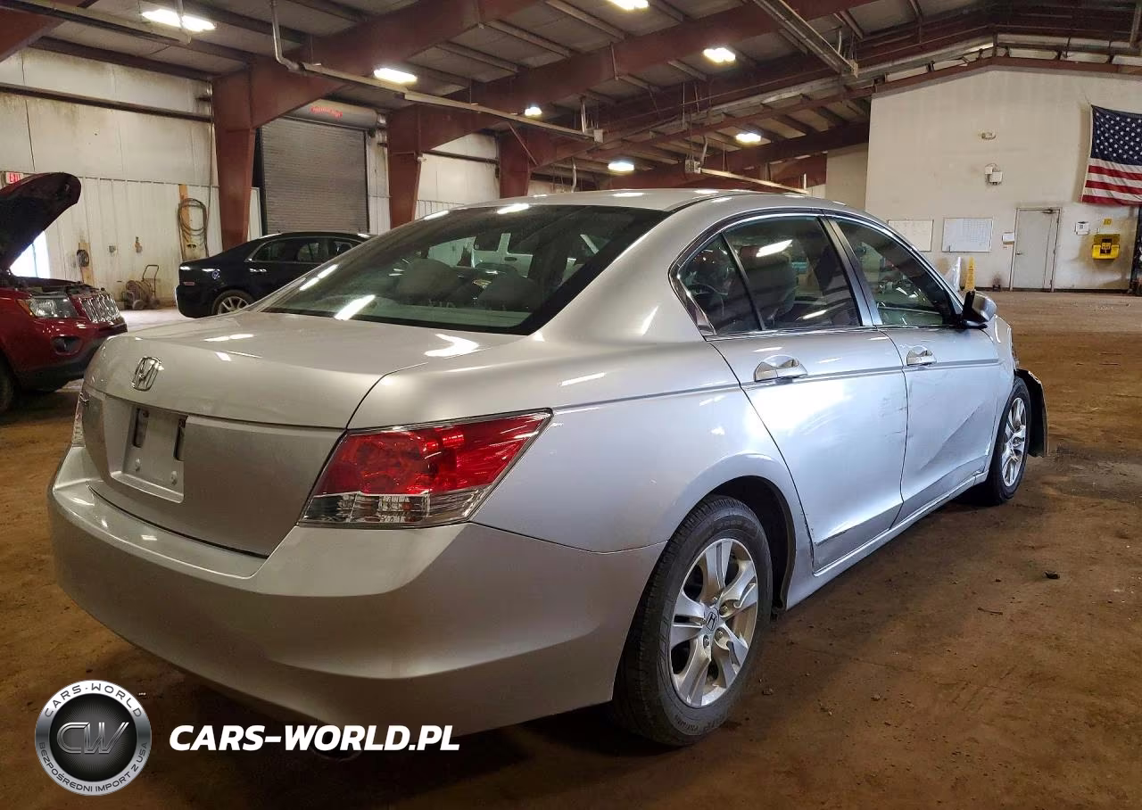 2010 Honda Accord Lxp VIN:1HGCP2F45AA193502 - 3