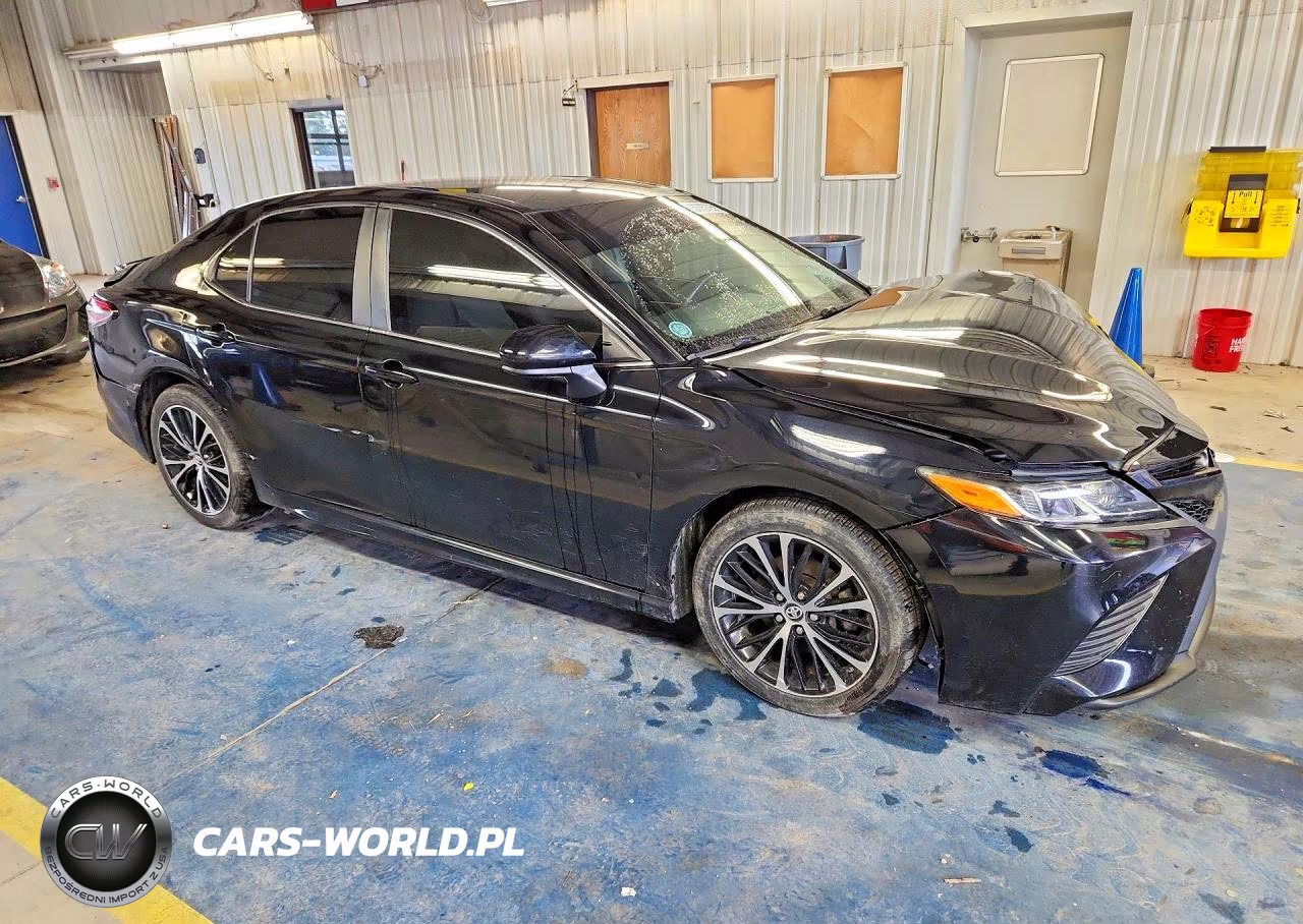 2018 Toyota Camry Se VIN:4T1B11HK8JU084964 - 4