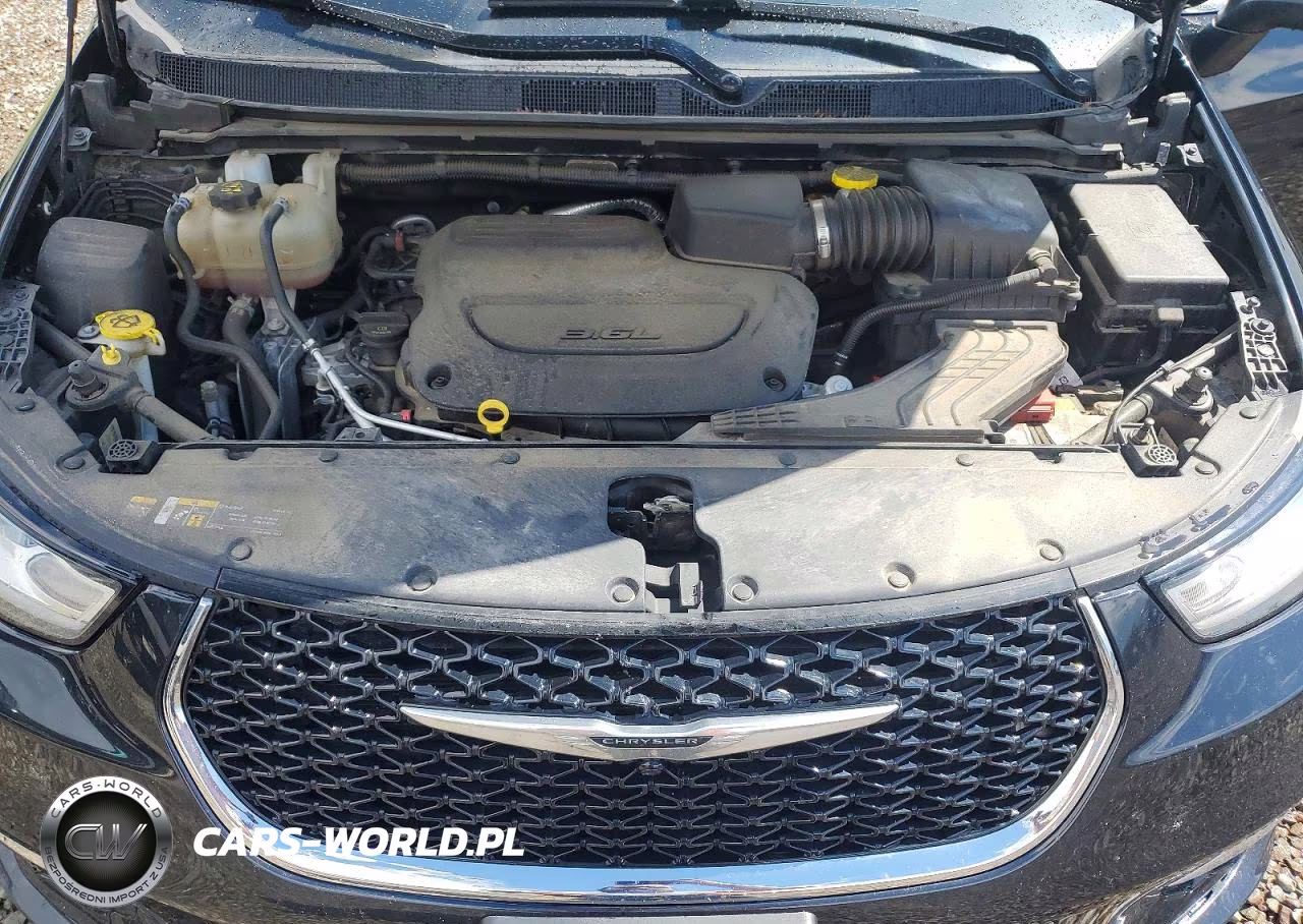 2023 Chrysler Pacifica Touring L VIN:2C4RC1BG9PR571968 - 12