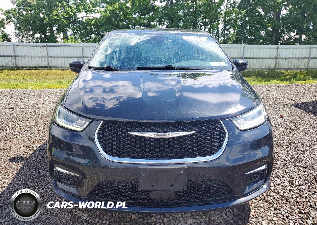 2023 Chrysler Pacifica Touring L VIN:2C4RC1BG9PR571968 - 5