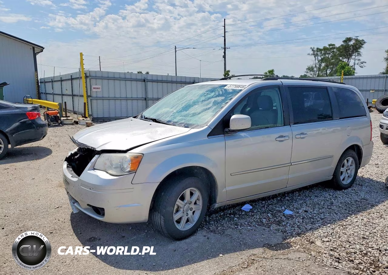 2010 Chrysler Town & Country Touring