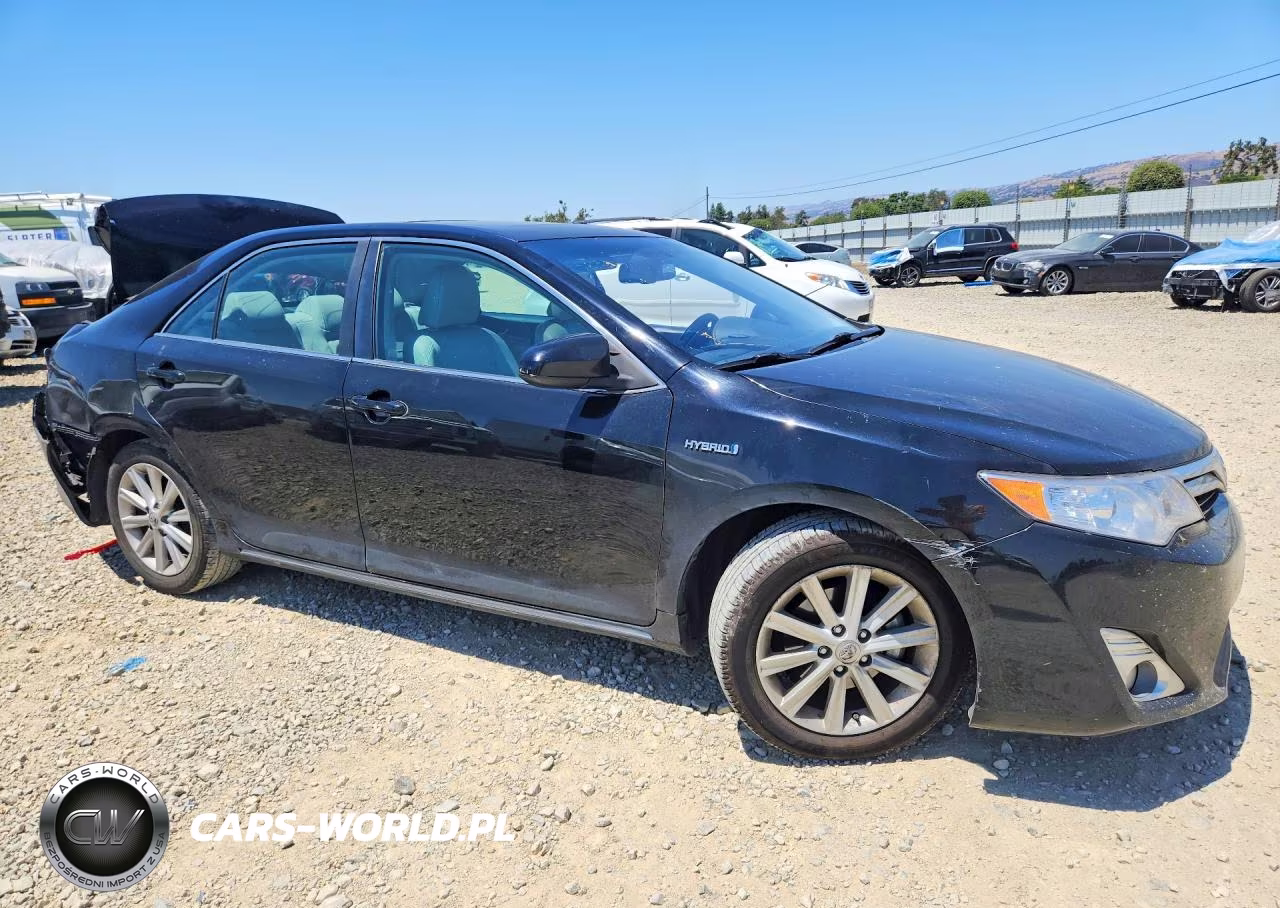 2013 Toyota Camry Hybrid Xle VIN:4T1BD1FK2DU082576 - 4