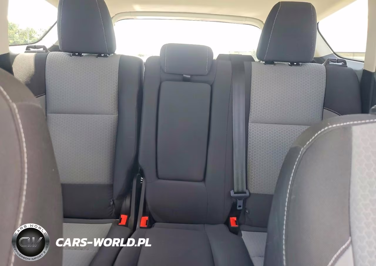 2019 Ford Escape Se VIN:1FMCU9GDXKUA72443 - 10