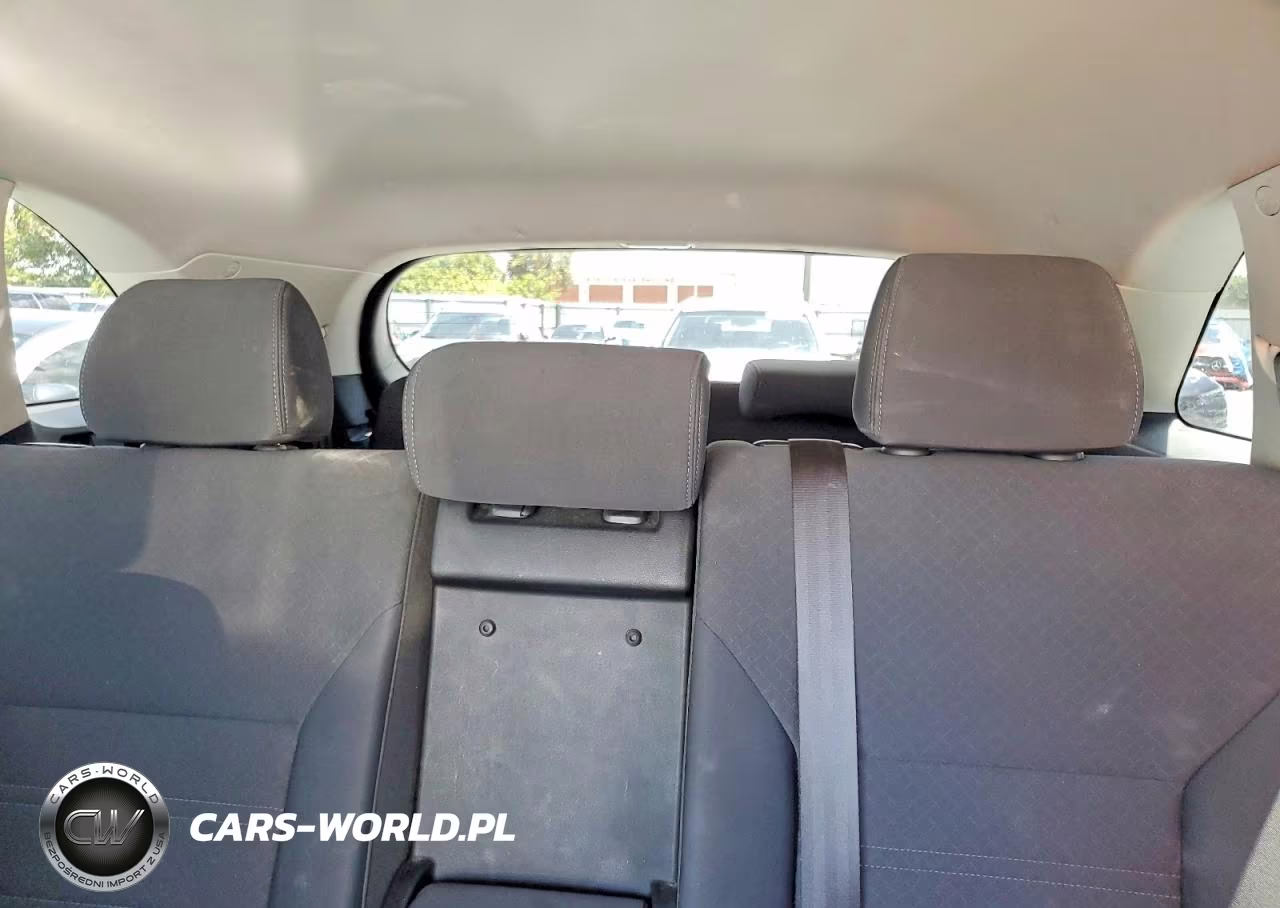 2019 Kia Sorento Lx VIN:5XYPG4A38KG529624 - 10