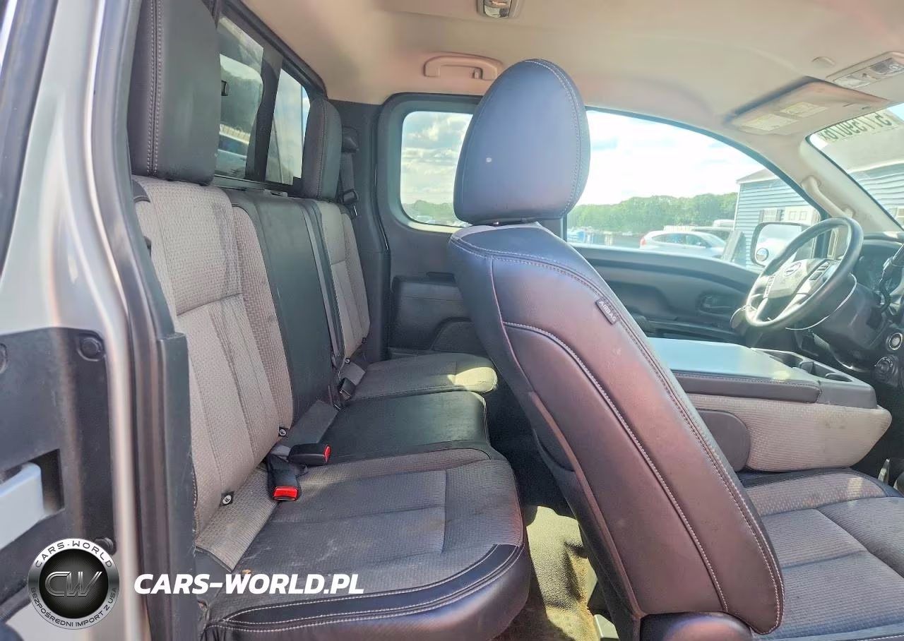 2017 Nissan Titan S VIN:1N6AA1CJ6HN570706 - 10