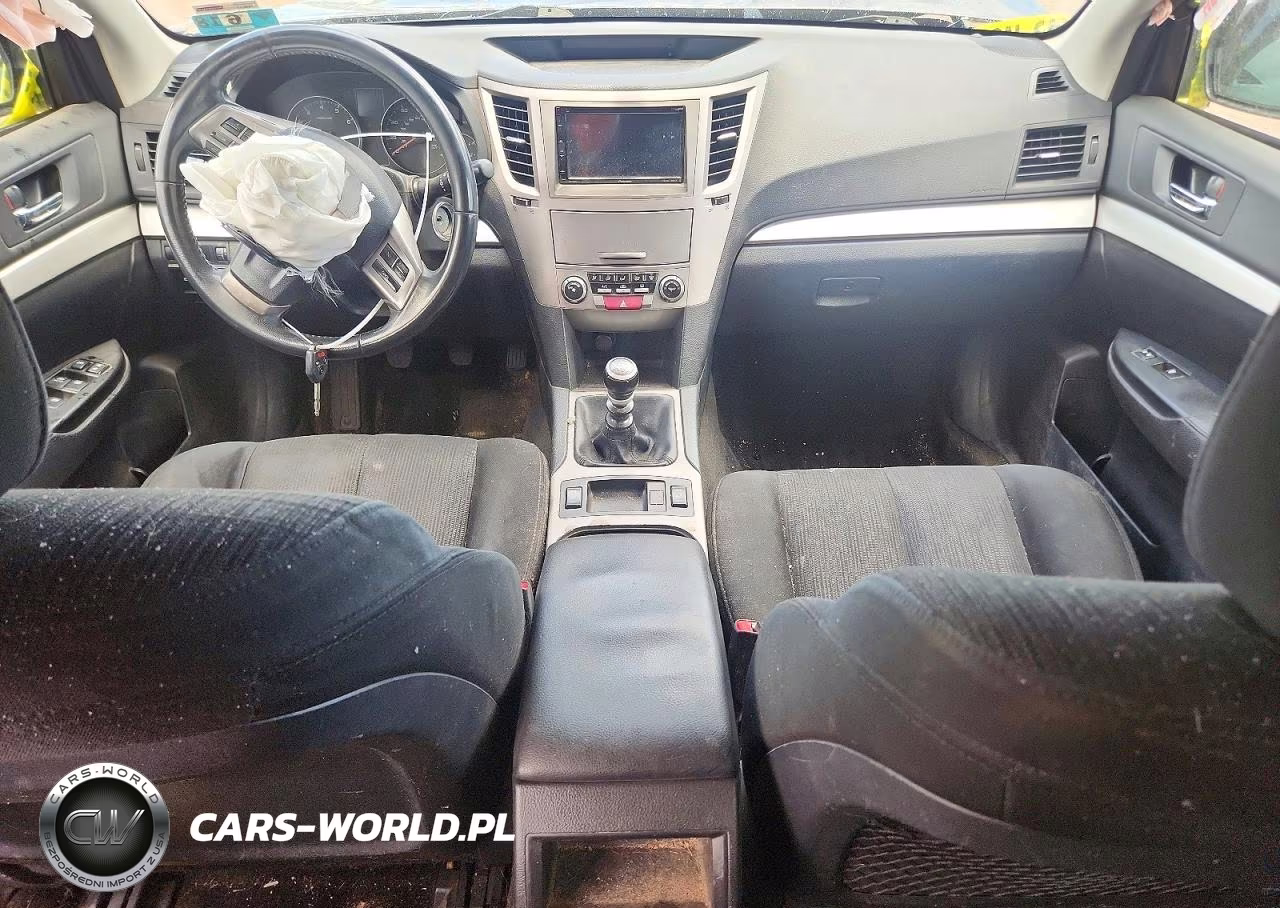 2013 Subaru Outback 2.5I Premium VIN:4S4BRCCCXD1229707 - 8