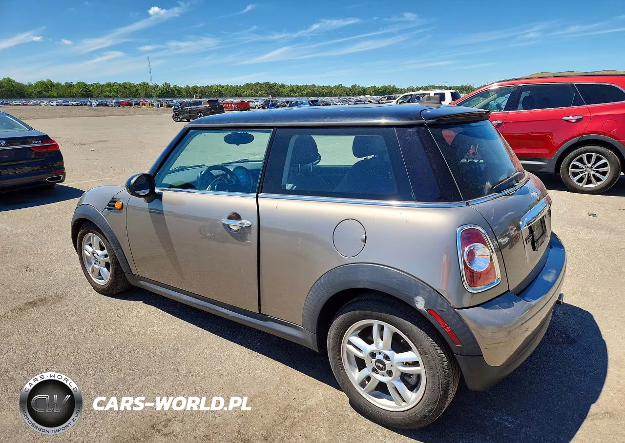 2012 Mini Cooper VIN:WMWSU3C5XCT255048 - 2