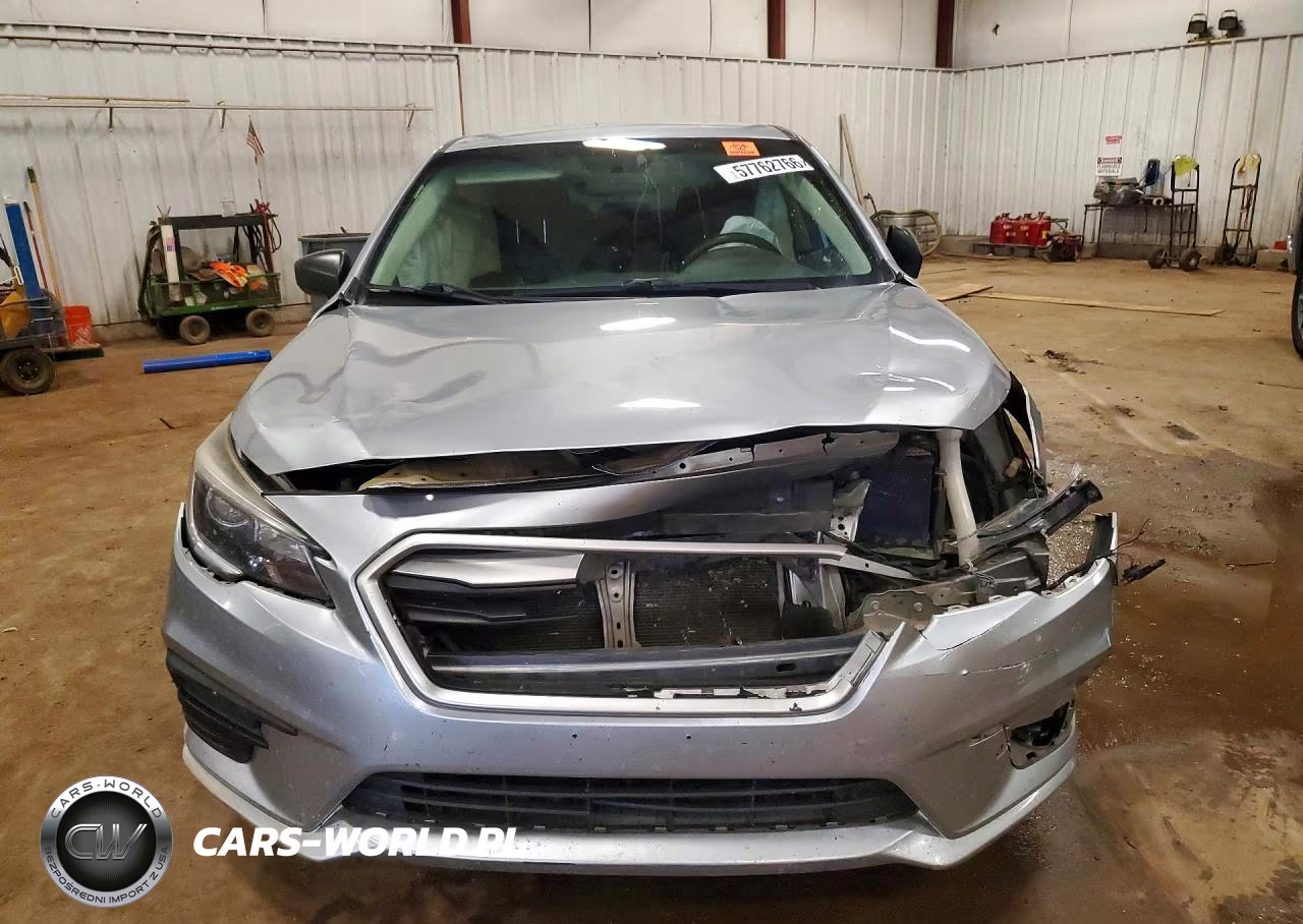 2018 Subaru Legacy 2.5I VIN:4S3BNAA61J3046102 - 5