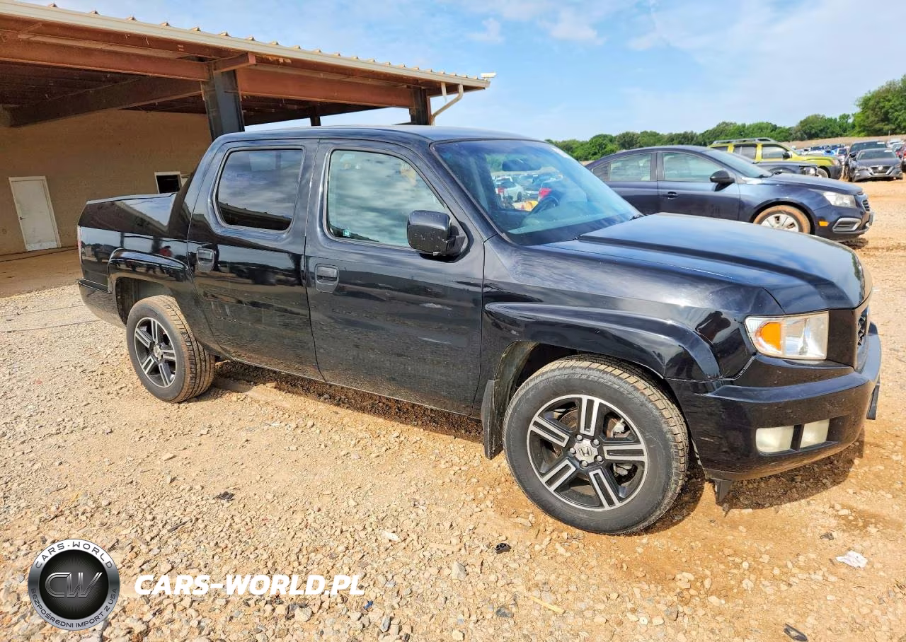 2012 Honda Ridgeline Sport VIN:5FPYK1F79CB002026 - 4