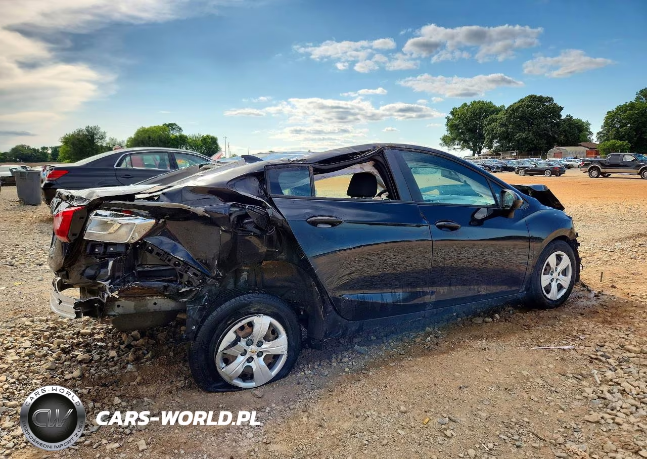 2018 Chevrolet Cruze Ls VIN:1G1BC5SM7J7237535 - 3