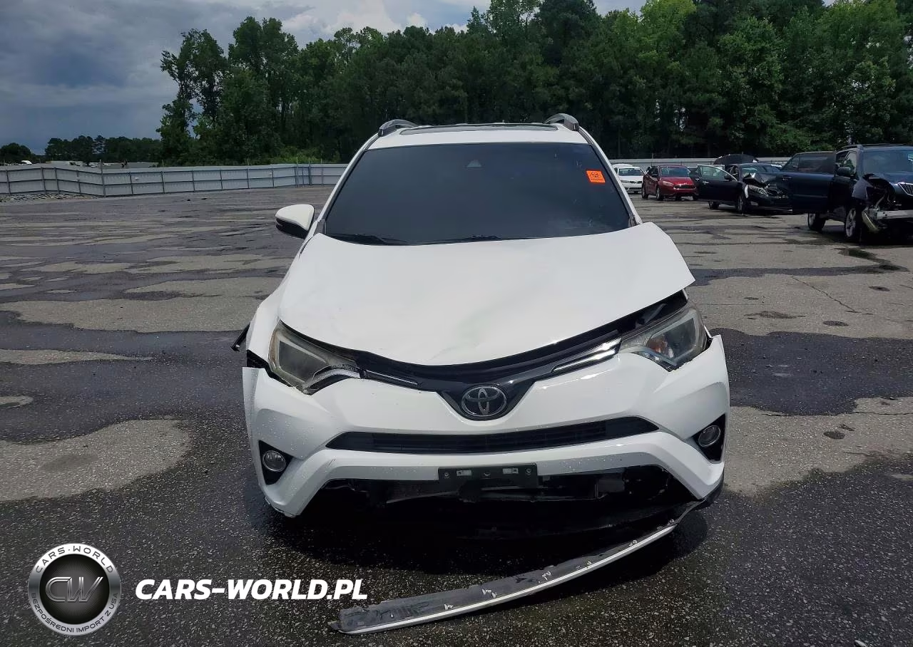 2018 Toyota Rav4 Xle VIN:JTMRFREVXJJ746238 - 5