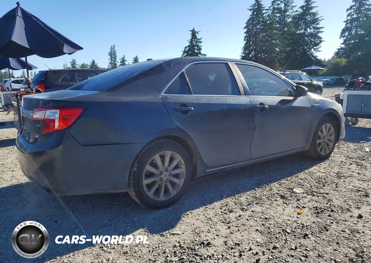 2013 Toyota Camry Hybrid Xle VIN:4T1BD1FK1DU087896 - 3