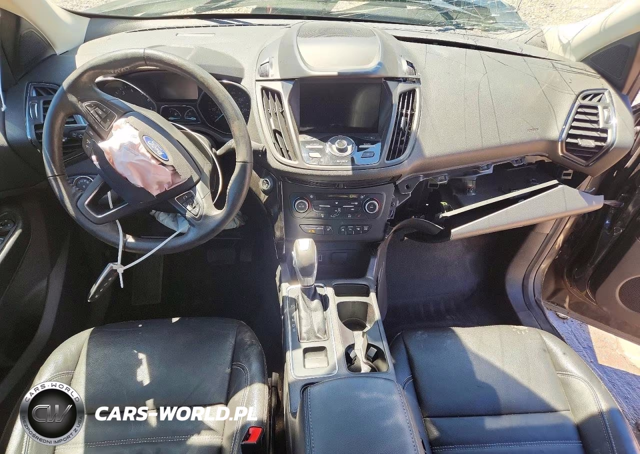 2019 Ford Escape Titanium VIN:1FMCU9J94KUB51143 - 8