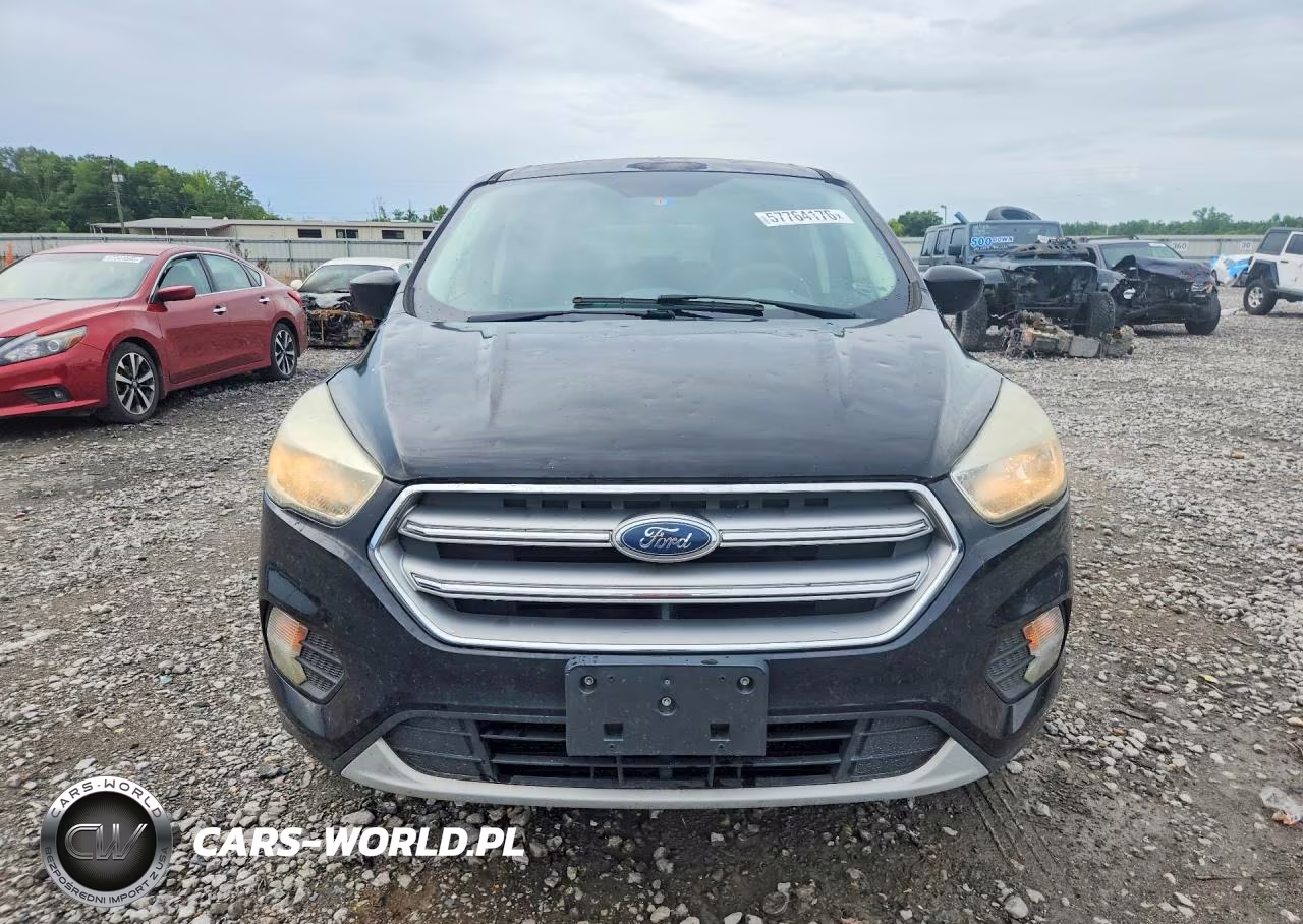 2017 Ford Escape Se VIN:1FMCU0GD6HUD10180 - 5
