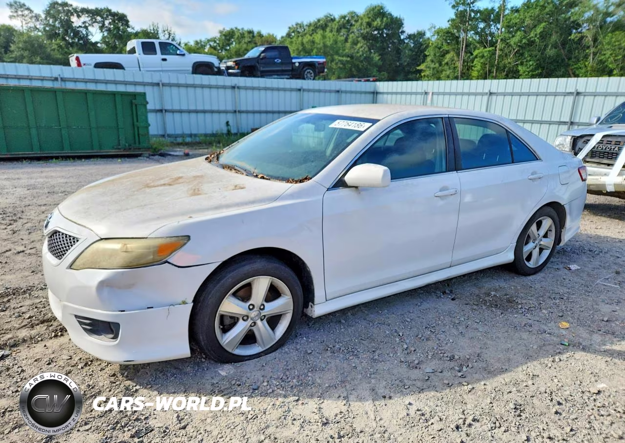 2011 Toyota Camry Se – zdjęcie 1 z 12