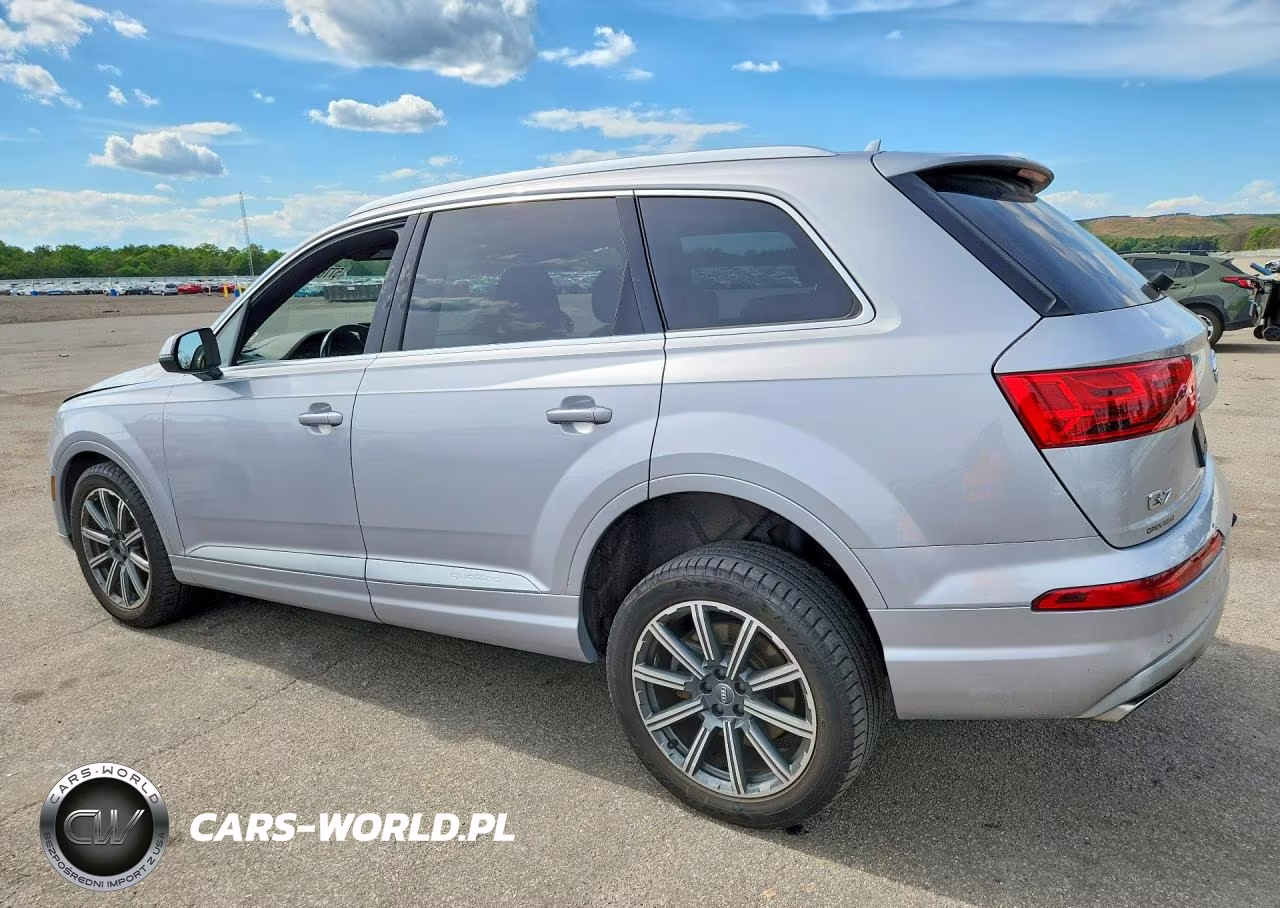 2018 Audi Q7 Prestige VIN:WA1VAAF70JD002722 - 2