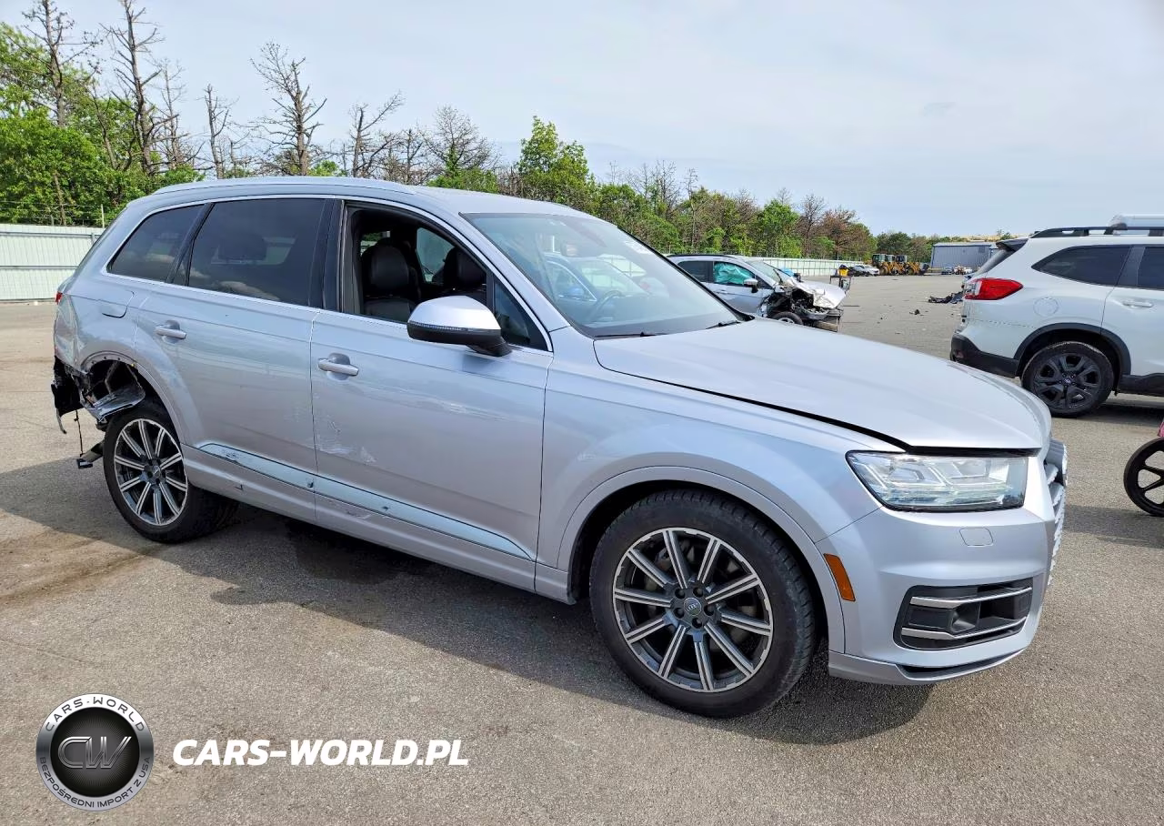 2018 Audi Q7 Prestige VIN:WA1VAAF70JD002722 - 4